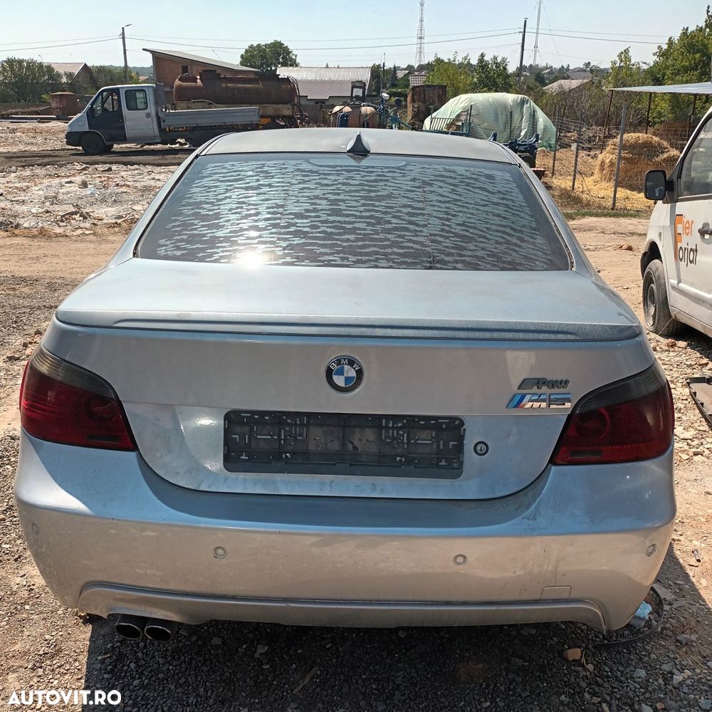Dezmembrari  BMW 5 (E60, E61)  2003  > 2010 530 d Motorina - 5