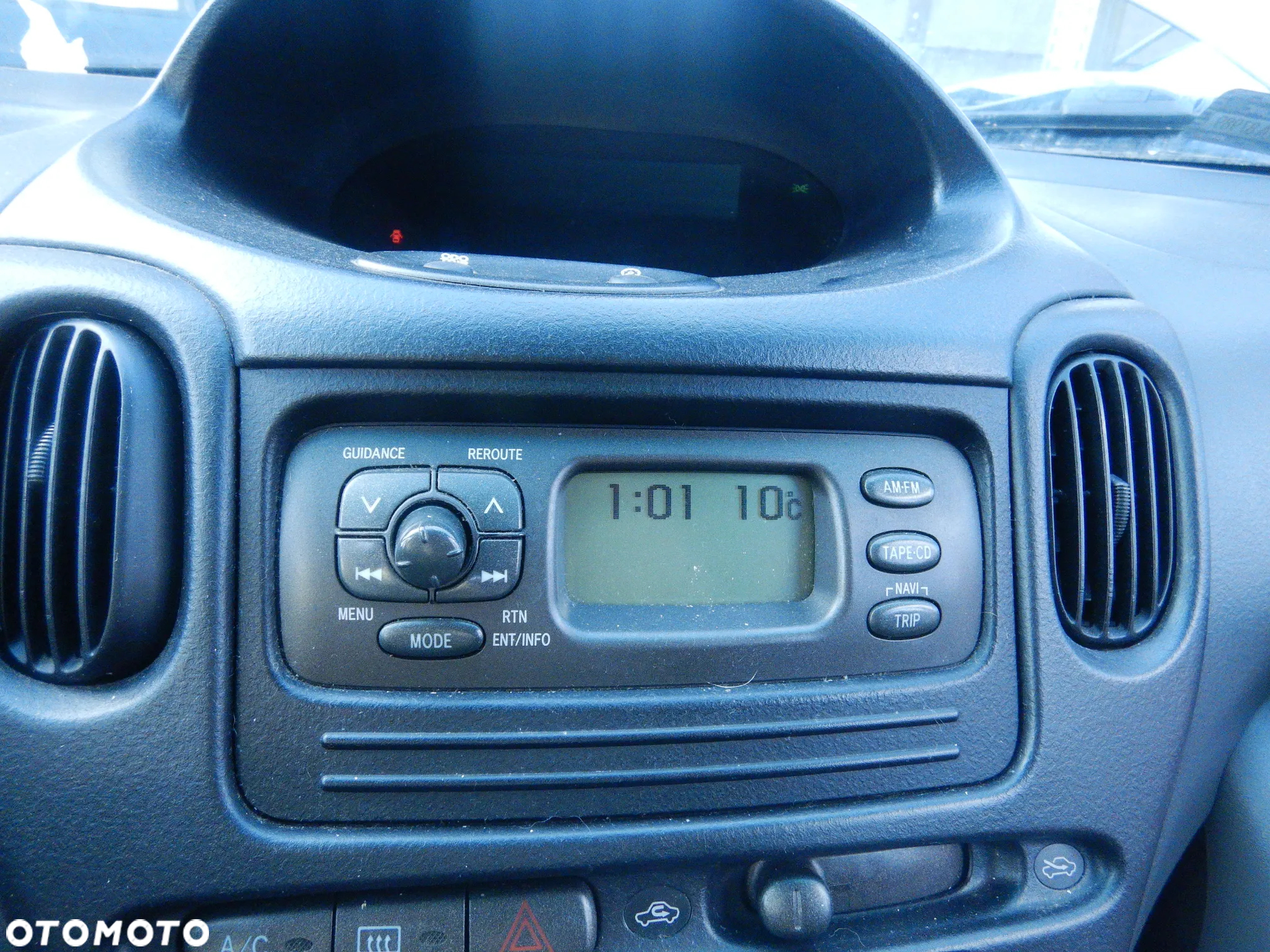 CZĘŚCI - Toyota Yaris verso 1,3VVTI 2NZ-FE 63KW 86KM 2000r. lakier 583 INDEX - 8117 - 7
