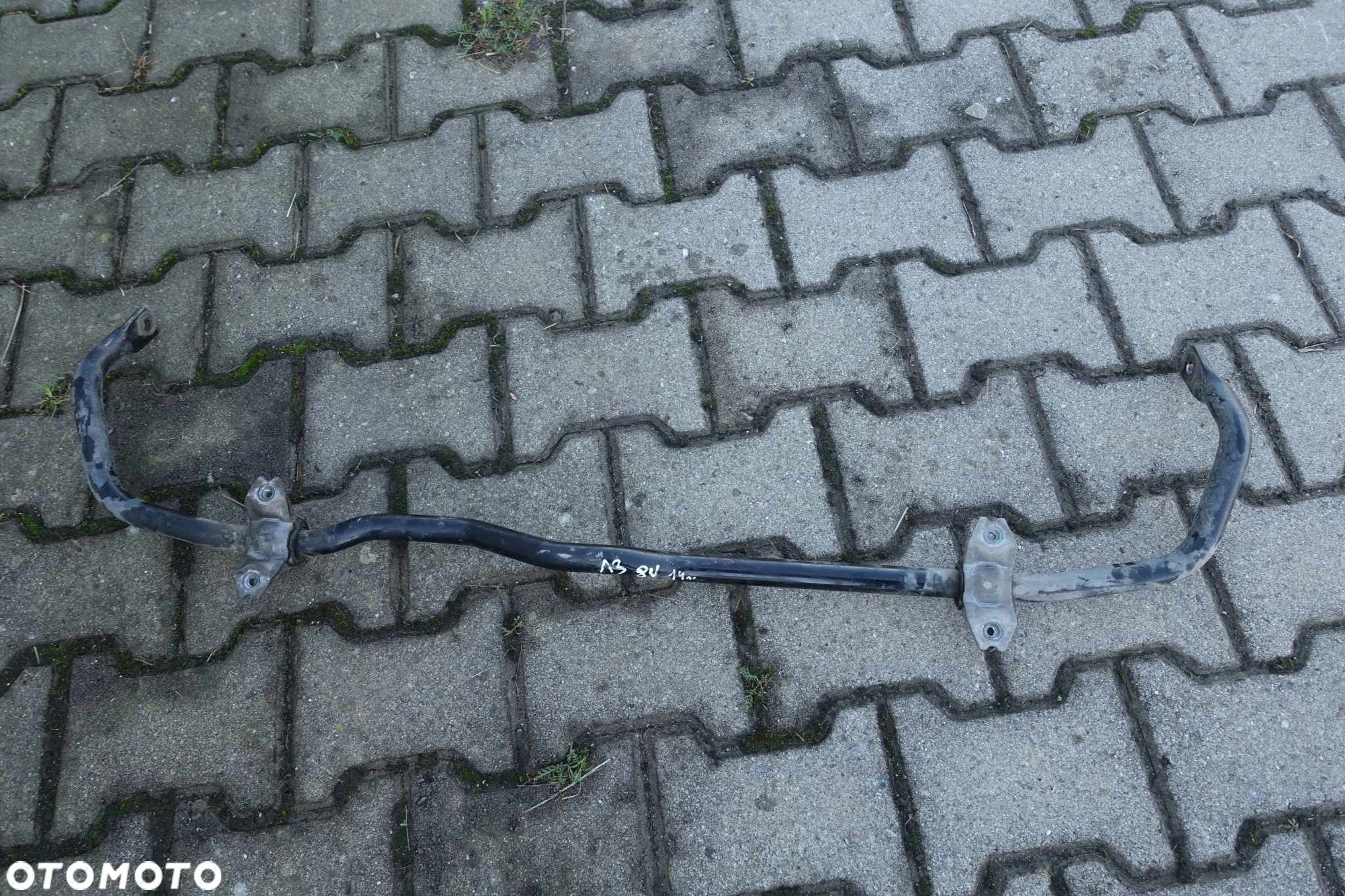 BELKA KOŁYSKA WÓZEK SANKI WAHACZ DRĄŻEK AUDI A3 S3 8V 15r. - 8