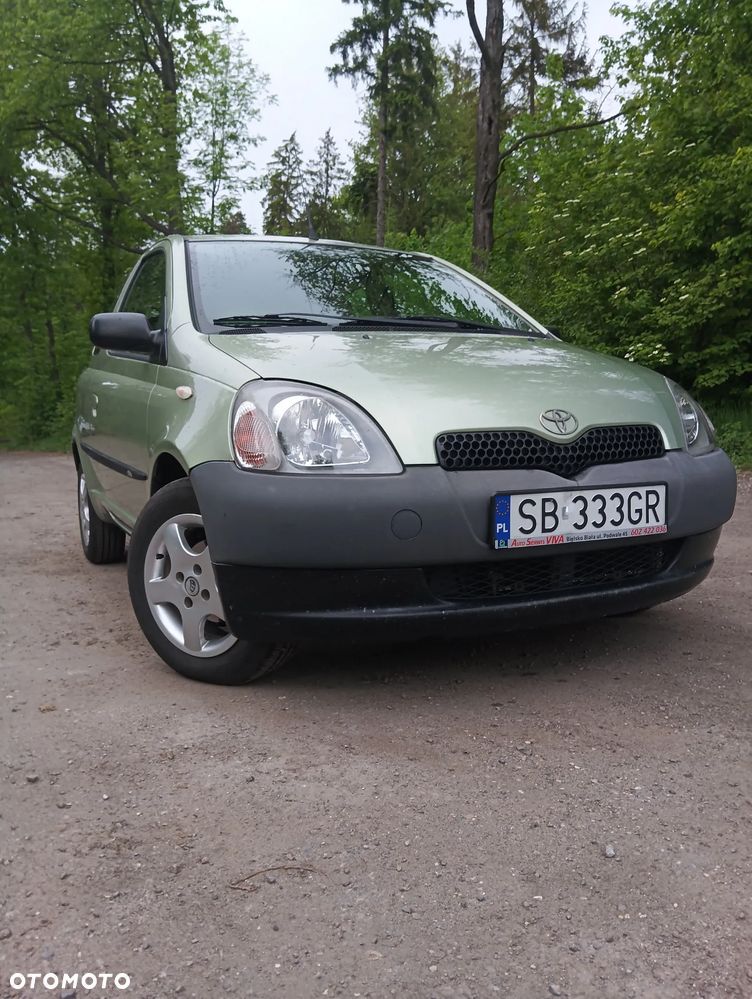 Toyota Yaris 1.0 Base - 6