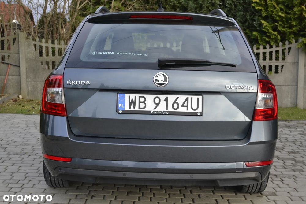 Skoda Octavia 1.6 TDI Ambition - 16