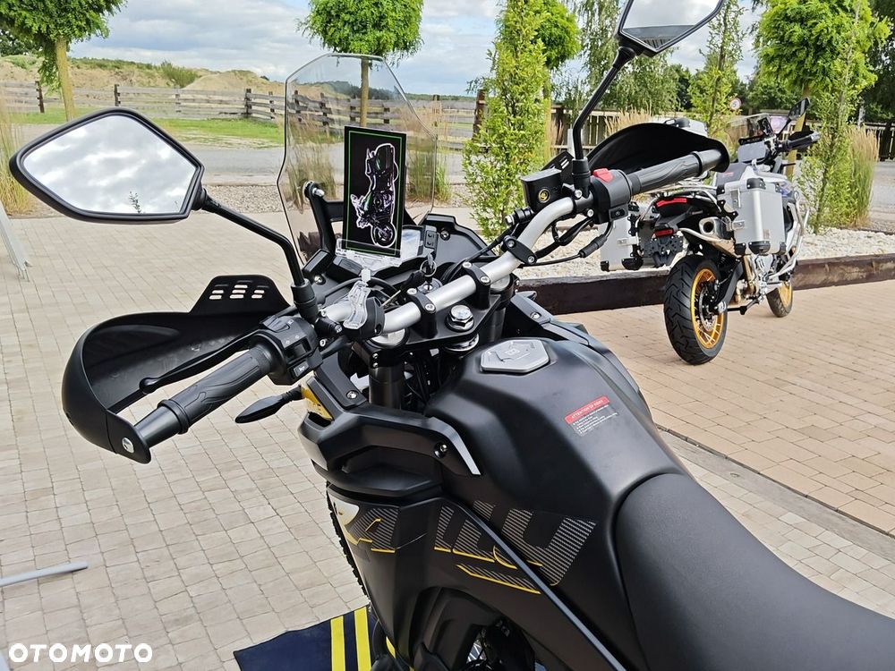VOGE 300GY RALLY - 3