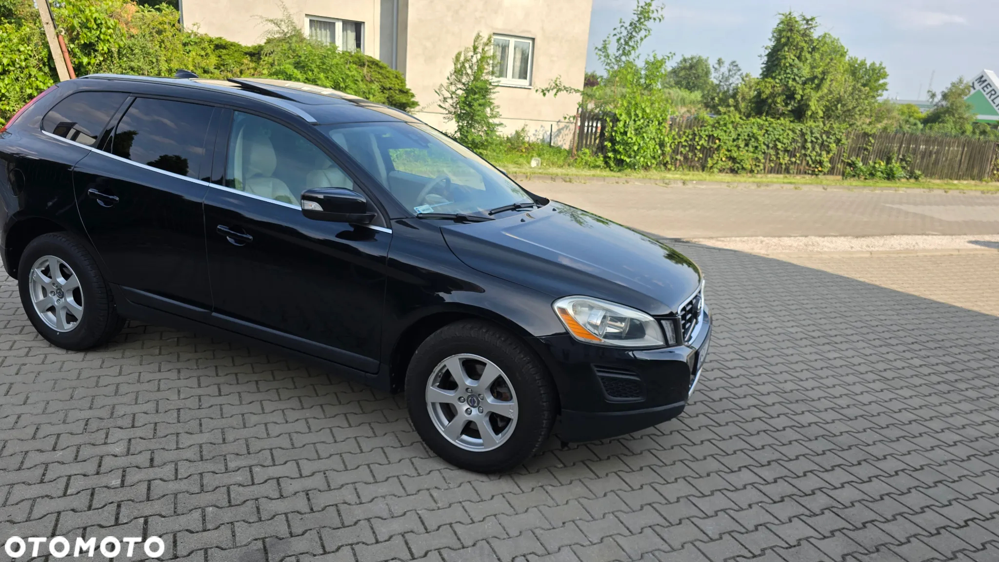 Volvo XC 60 3.2 AWD Momentum - 4