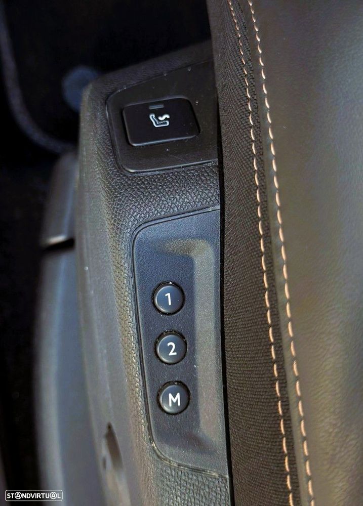 Peugeot 3008 2.0 BlueHDi GT EAT6 - 19