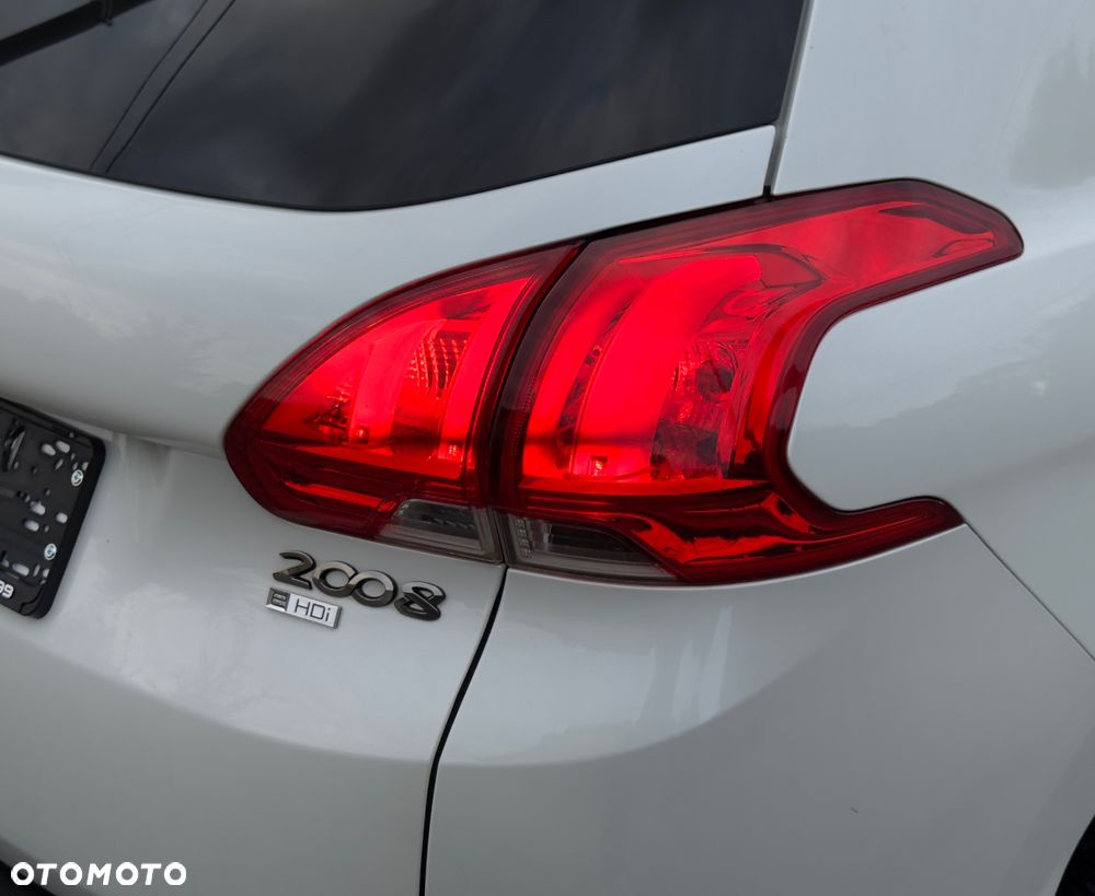 Peugeot 2008 e-HDi FAP 92 ETG6 STOP & START Allure - 5