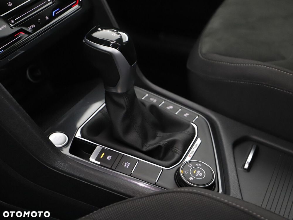 Volkswagen Tiguan Allspace - 10