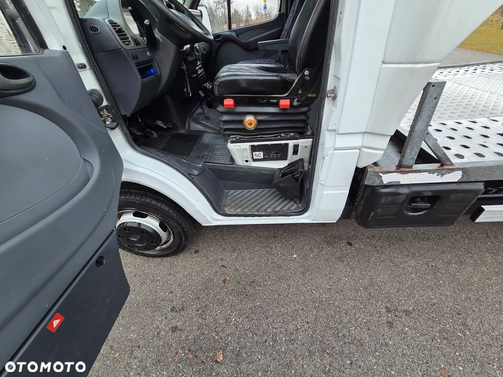 Mercedes-Benz Sprinter 416 - 11