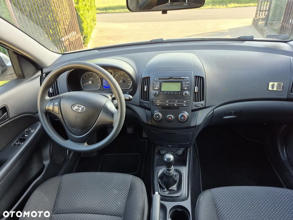 Hyundai i30 1.4 Comfort - 10
