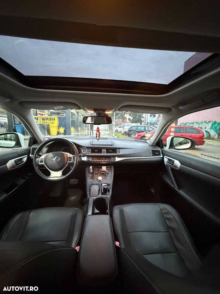 Lexus CT - 22