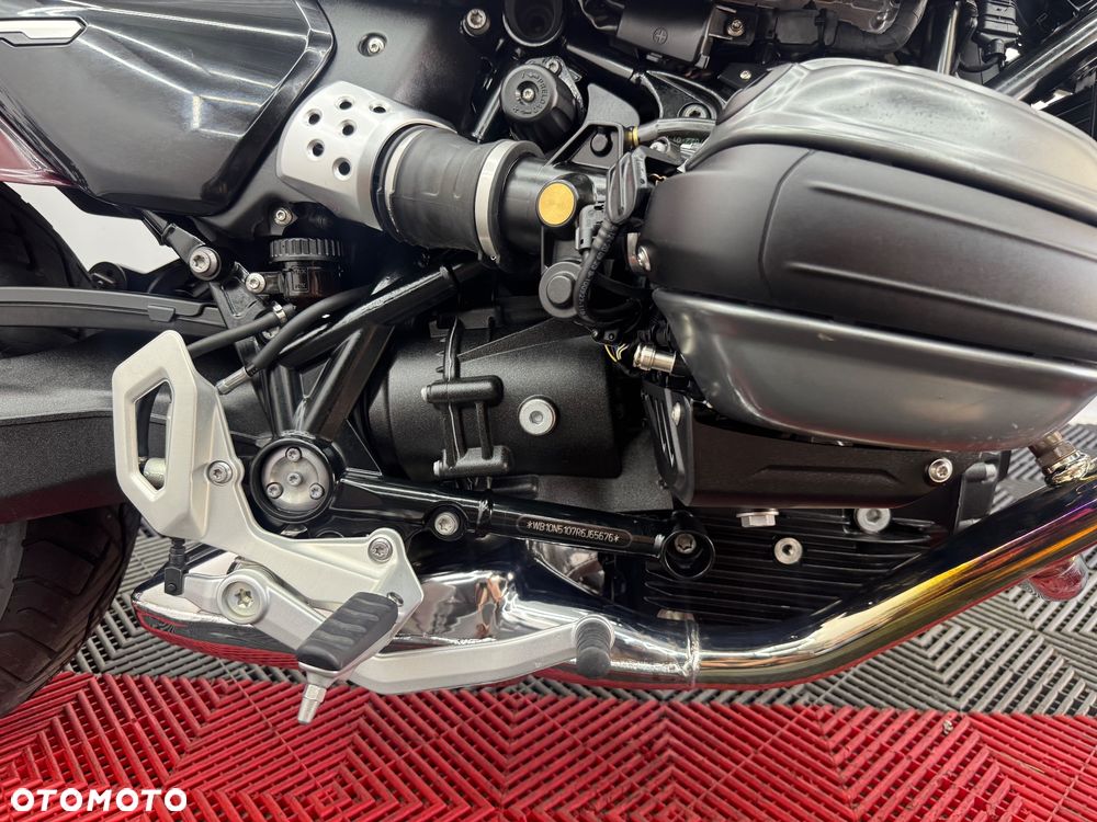 BMW R - 33