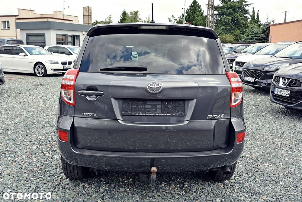 Toyota RAV4 2.2 D-4D Sol - 14