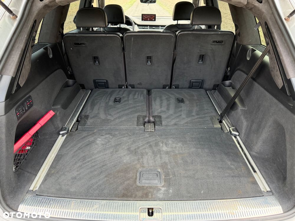 Audi Q7 - 15