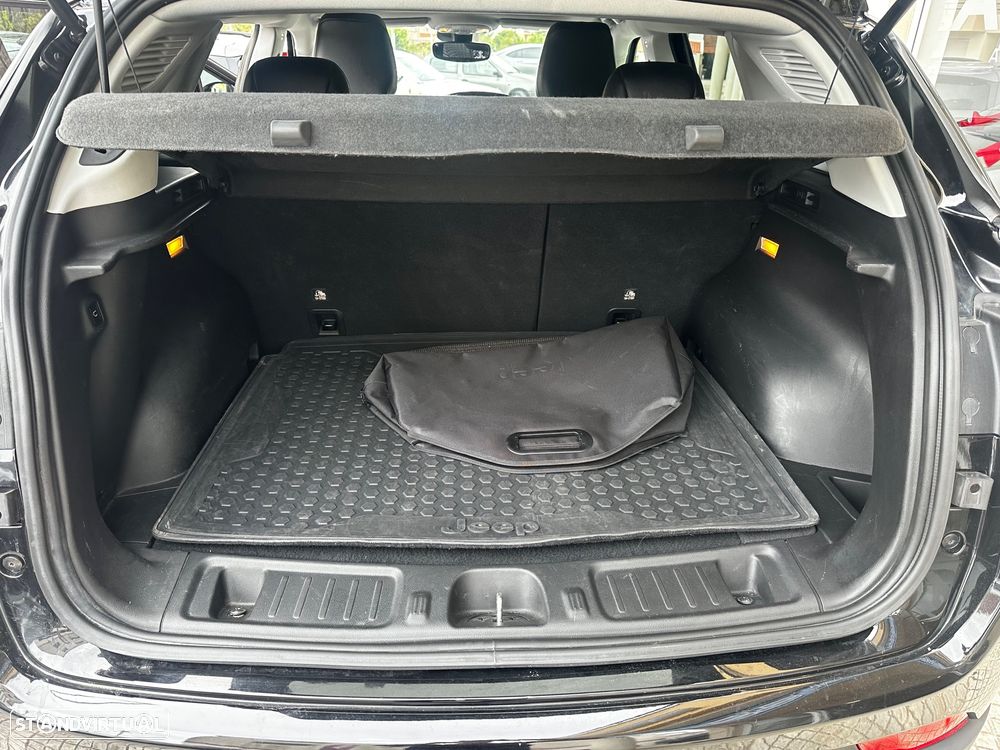 Jeep Compass 1.3 TG Trailhawk - 18