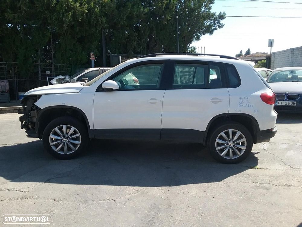 APOIO DE BRAÇOS VOLKSWAGEN TIGUAN 5N2 - 1