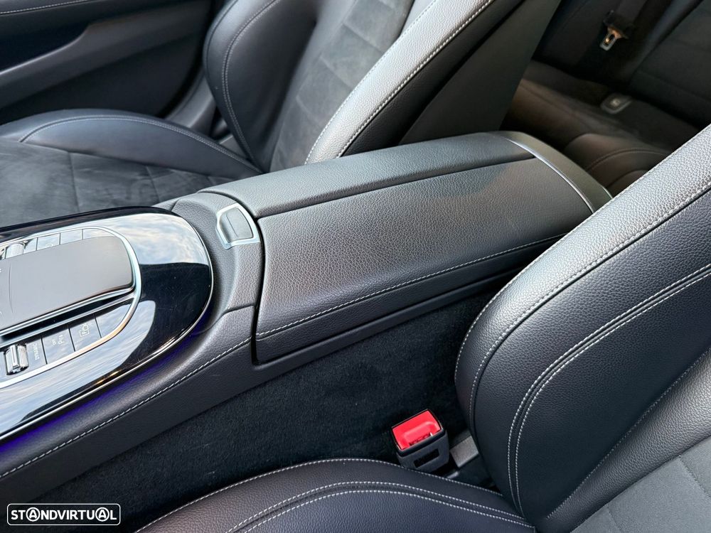 Mercedes-Benz E 300 de 9G-TRONIC AMG Line - 20