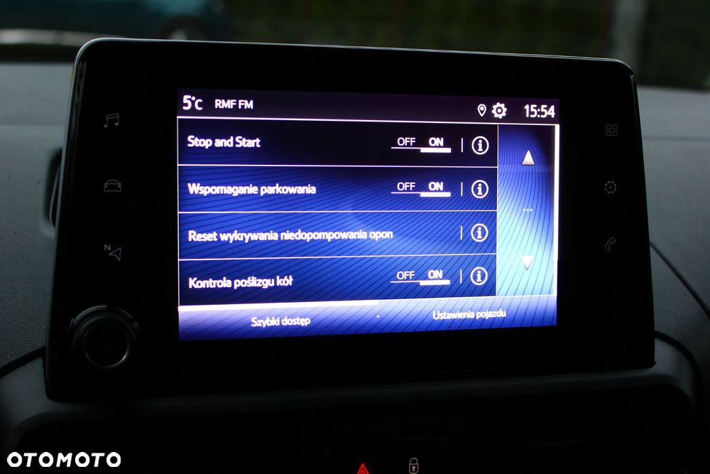 Toyota PROACE CITY BLASZAK 2 OSOBOWY 1.2 D-4T BENZYNA 110KM PEWNE AUTO FV23% - 32