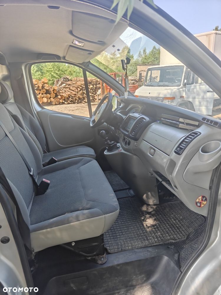 Opel Vivaro - 4