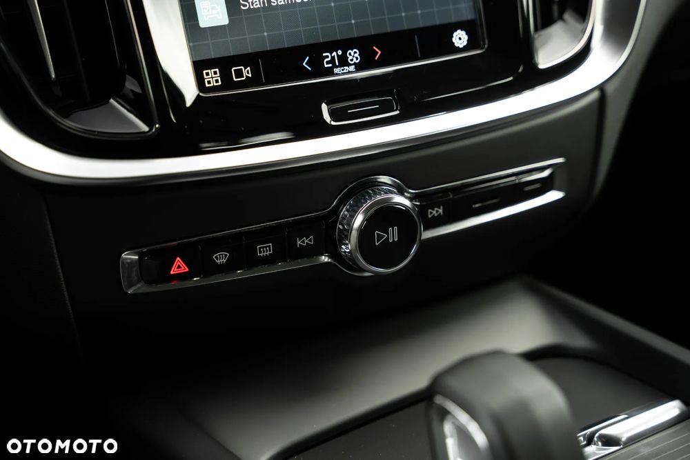 Volvo V60 B3 B Essential - 23