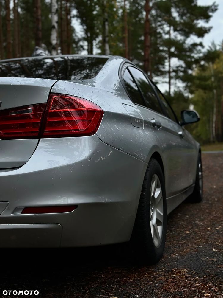 BMW Seria 3 320d Efficient Dynamics - 4