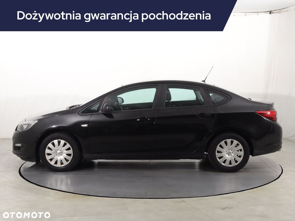 Opel Astra - 4
