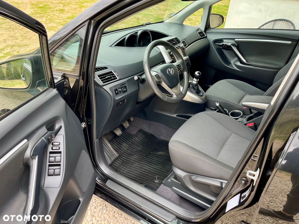 Toyota Verso 1.8 7-Sitzer Executive - 8