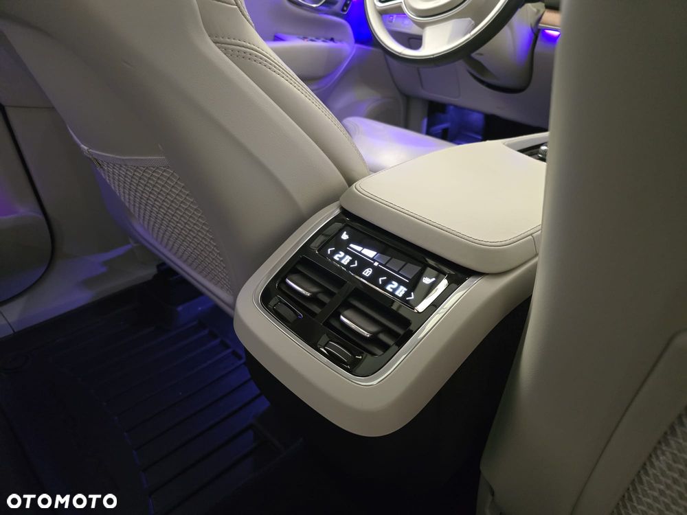 Volvo XC 90 T6 AWD Inscription 7os - 20
