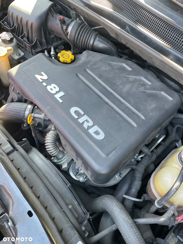 Kompletny silnik Chrysler Lancia Voyager 2.8 CRD euro5 2016 rok