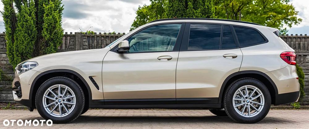BMW X3 sDrive18d Advantage - 18