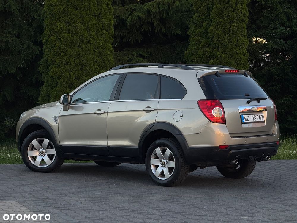Chevrolet Captiva 2.4 2WD 7 Sitzer LS - 20