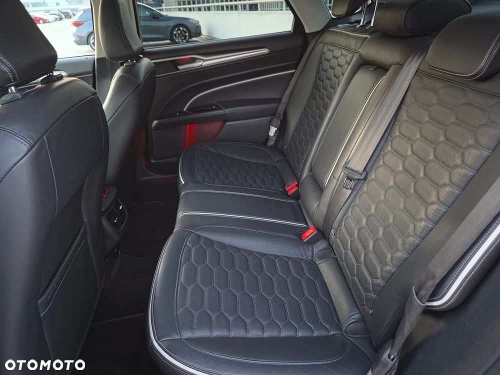 Ford Mondeo Vignale 2.0 EcoBoost - 26