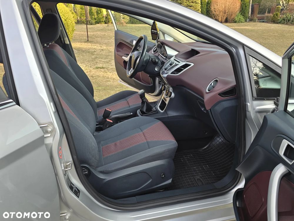 Ford Fiesta 1.4 Titanium - 8