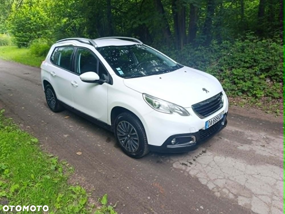 Peugeot 2008 1.2 Pure Tech Style - 3