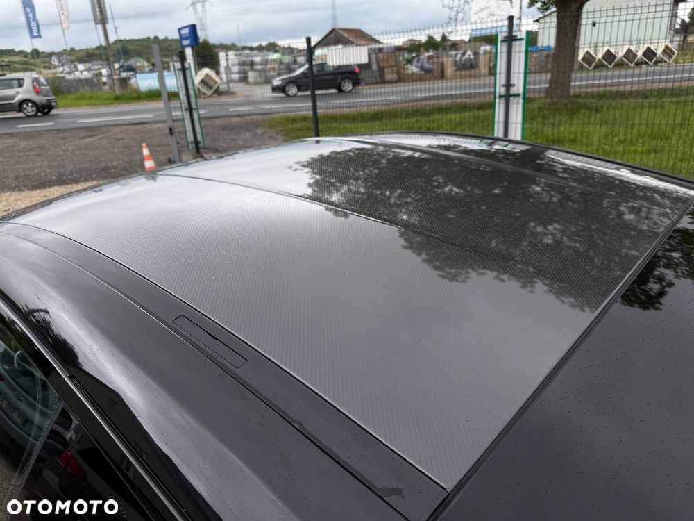 BMW Seria 8 - 33