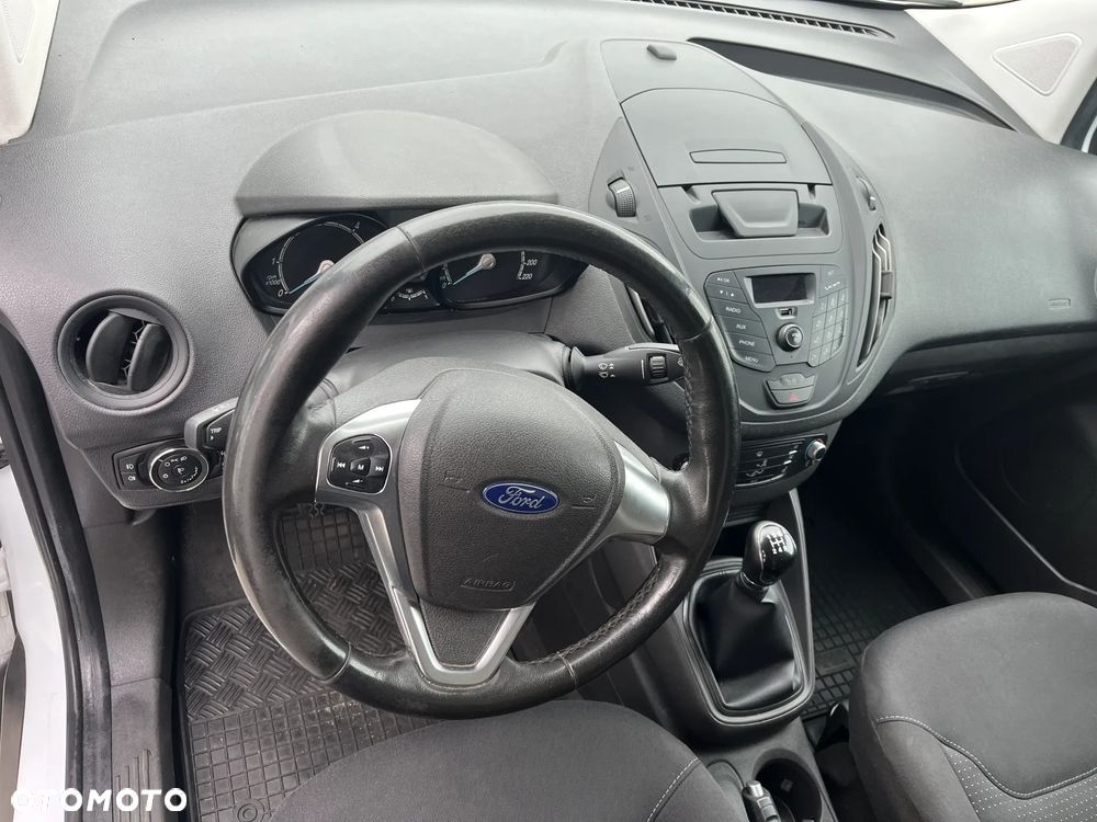 Ford Transit Courier Ambiente - 9