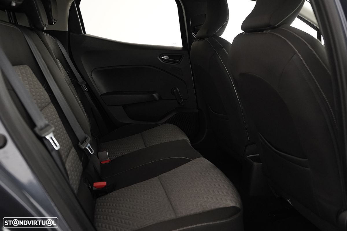 Renault Clio 1.0 TCe Limited Bi-Fuel - 23