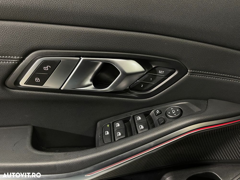 BMW Seria 3 320d xDrive AT MHEV - 28