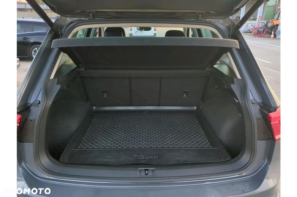 Volkswagen Tiguan 2.0 TSI 4Mot Active DSG - 8