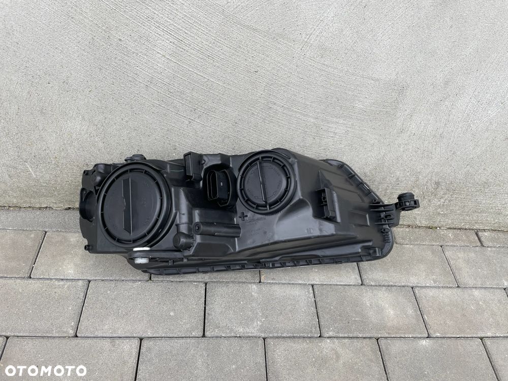 LAMPA PRZEDNIA LEWA SKODA OCTAVIA III  2012-2017 - NOWA - 2
