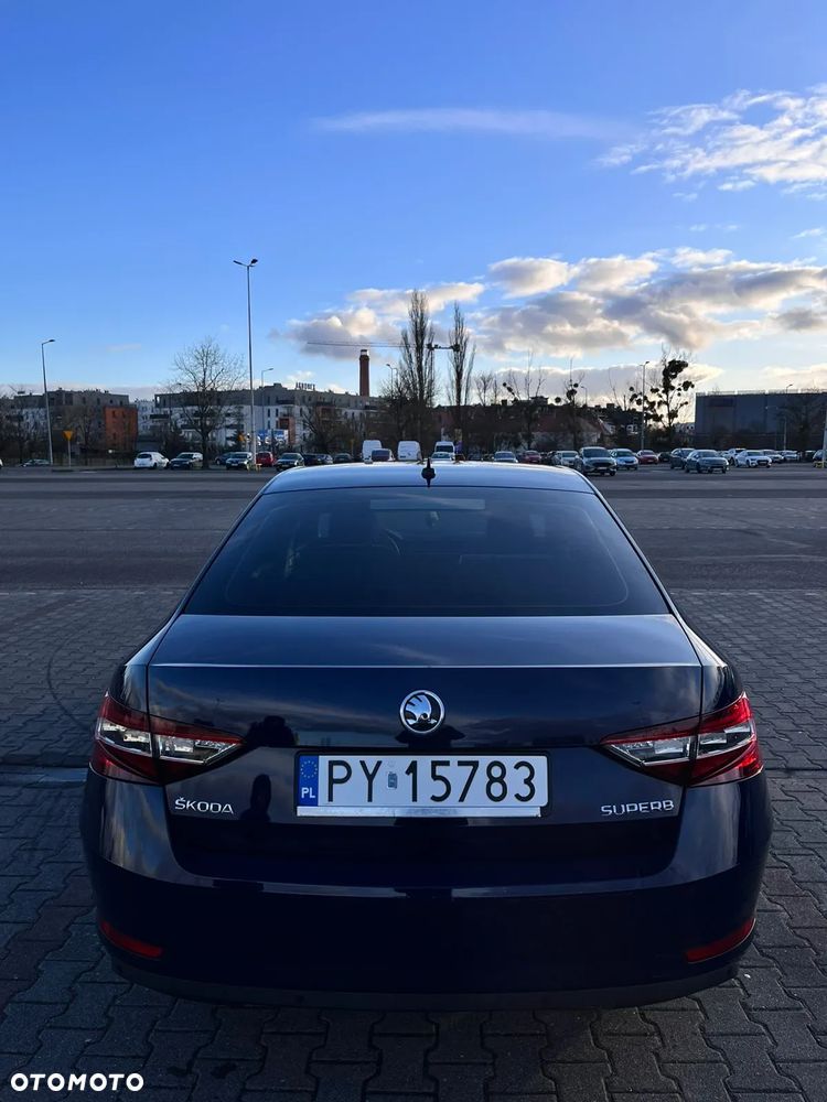 Skoda Superb 1.8 TSI Active - 5