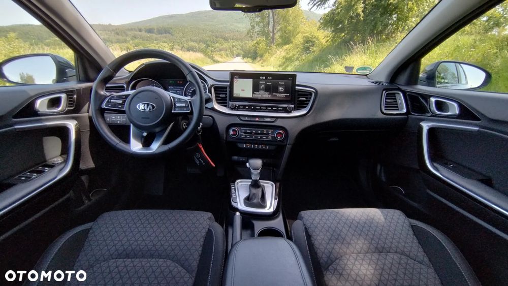 Kia Ceed 1.6 CRDi DCT Platinum Edition - 8