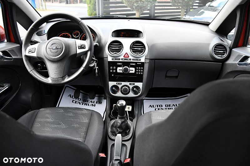 Opel Corsa 1.4 16V Innovation - 21