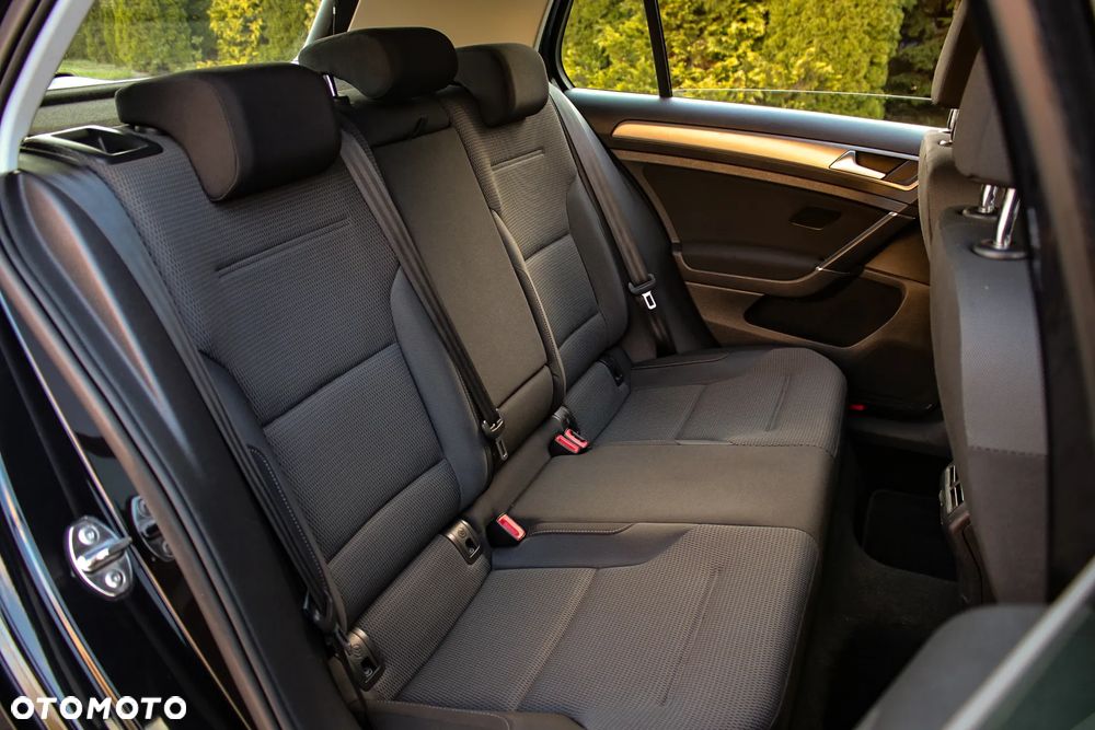 Volkswagen Golf 2.0 BlueTDI Comfortline - 25