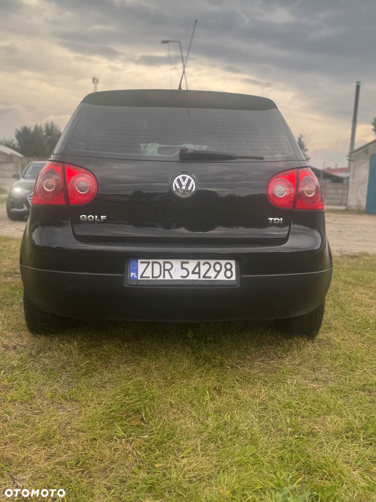 Volkswagen Golf 1.9 TDI DPF Trendline - 5