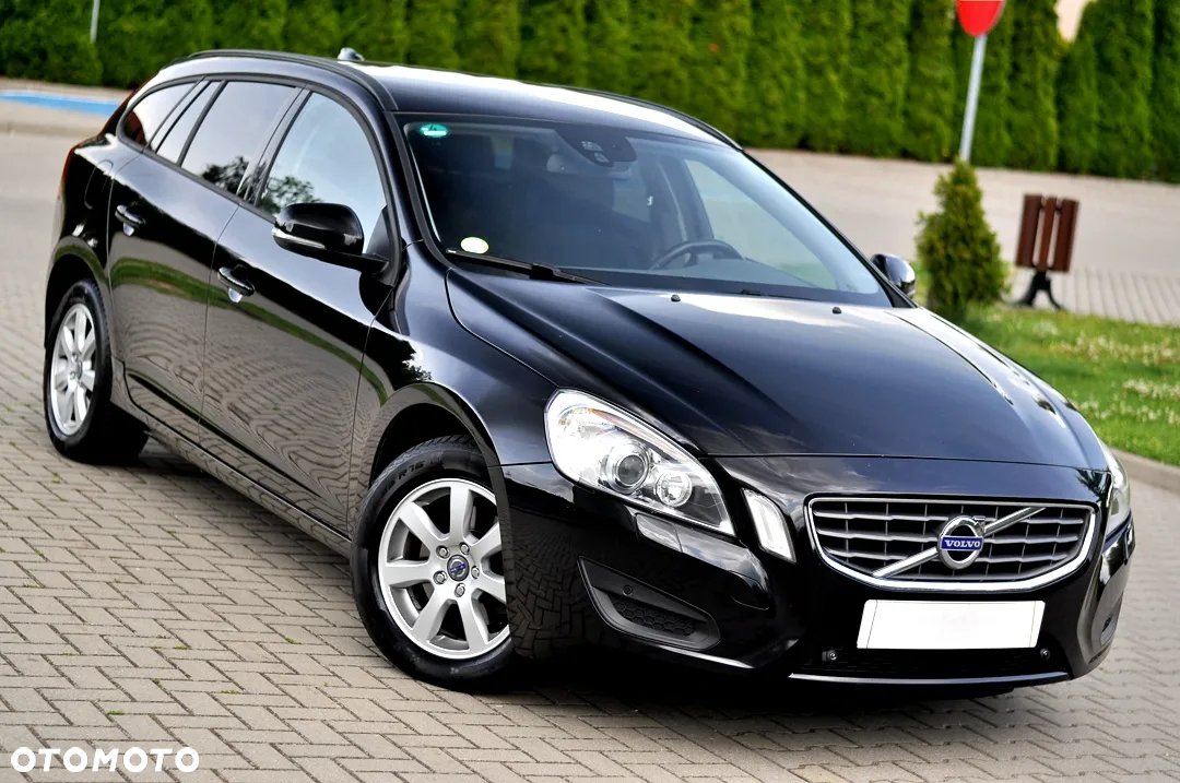 Volvo V60 D3 Geartronic Summum - 12