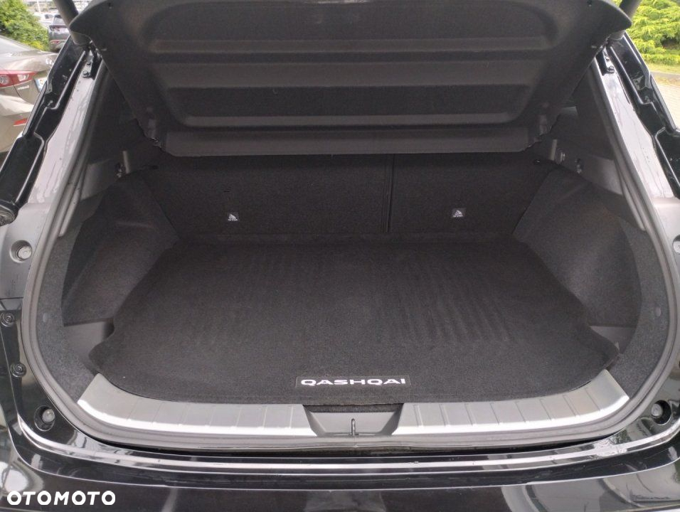 Nissan Qashqai - 25