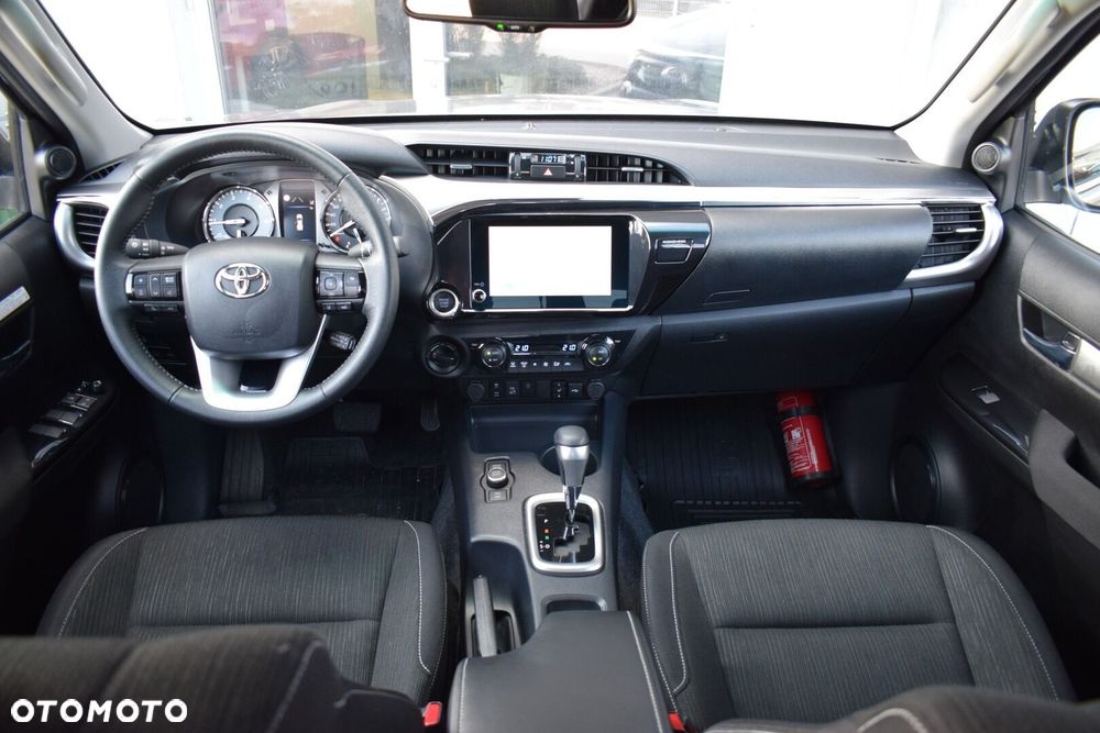 Toyota Hilux 2.8 D-4D mHEV Double Cab Executive 4x4 - 16