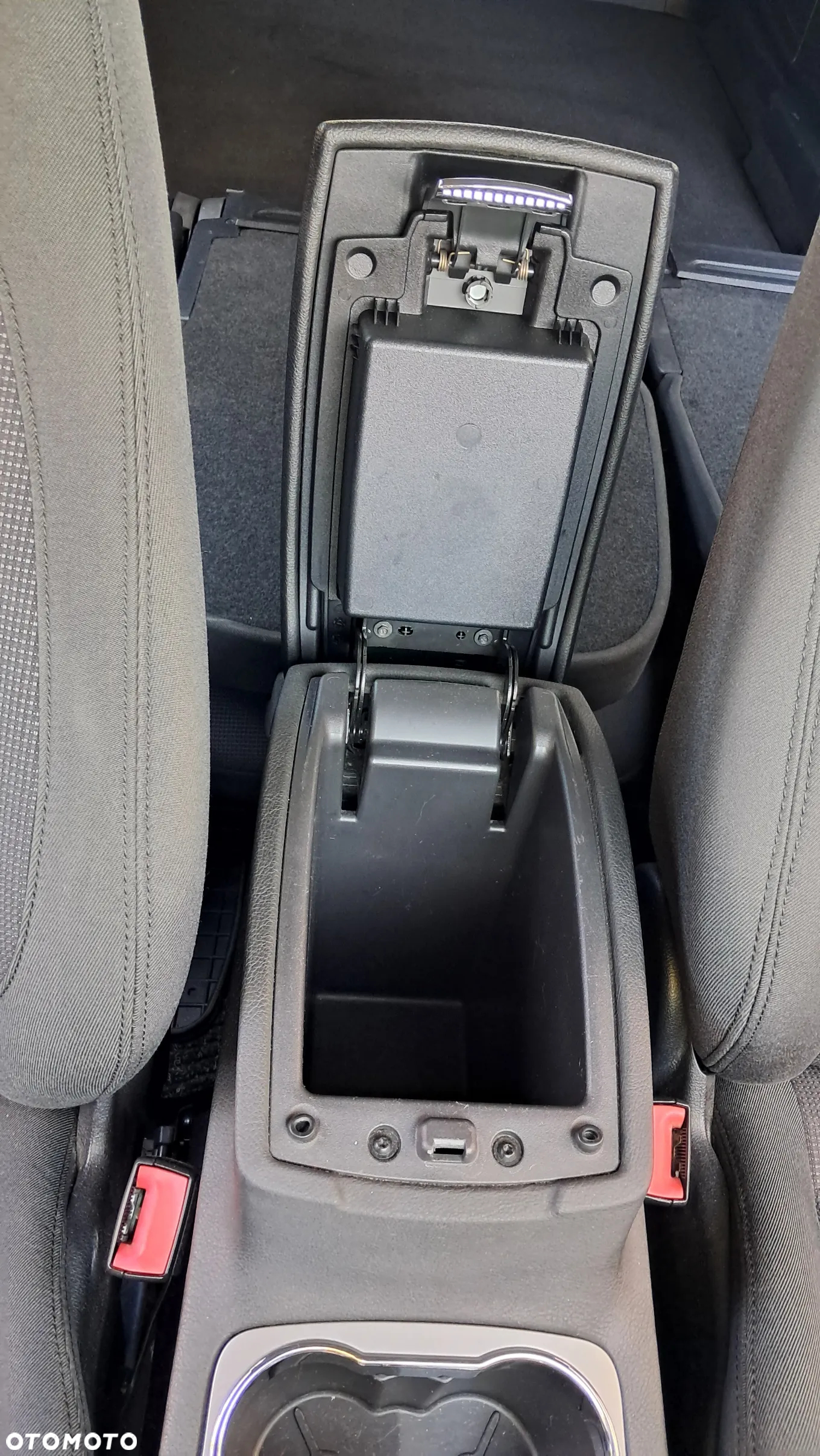 Ford S-Max 2.0 Titanium - 13