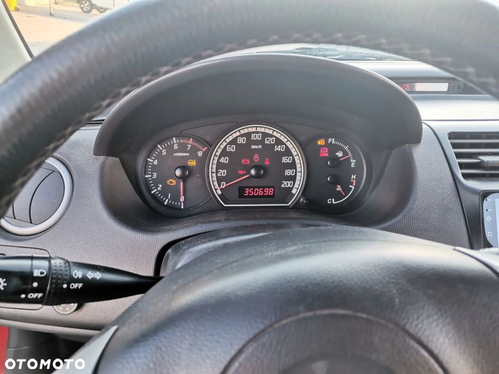 Suzuki Swift 1.5 GS - 6