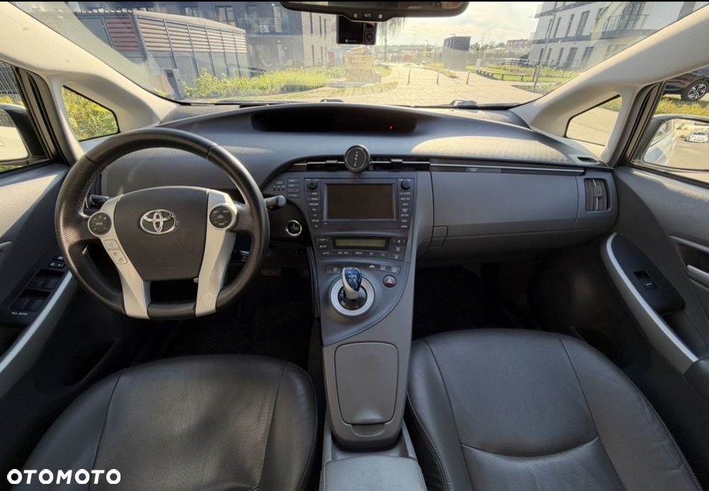 Toyota Prius - 6