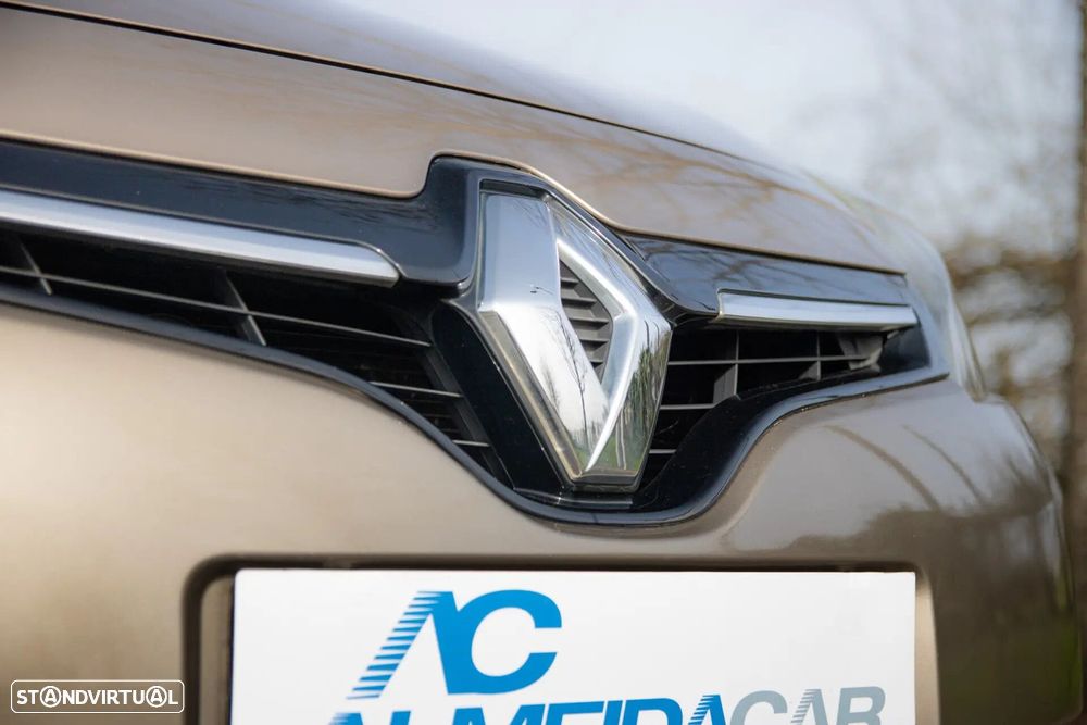 Renault Scénic 1.5 dCi Bose Edition SS - 8